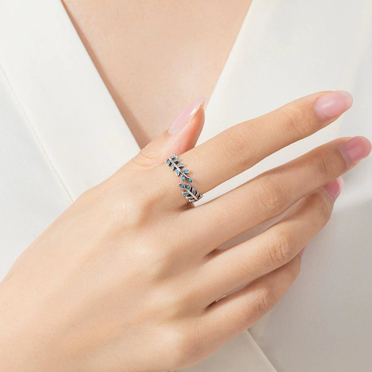 S925 sterling silver with turquoise ladies finger ring