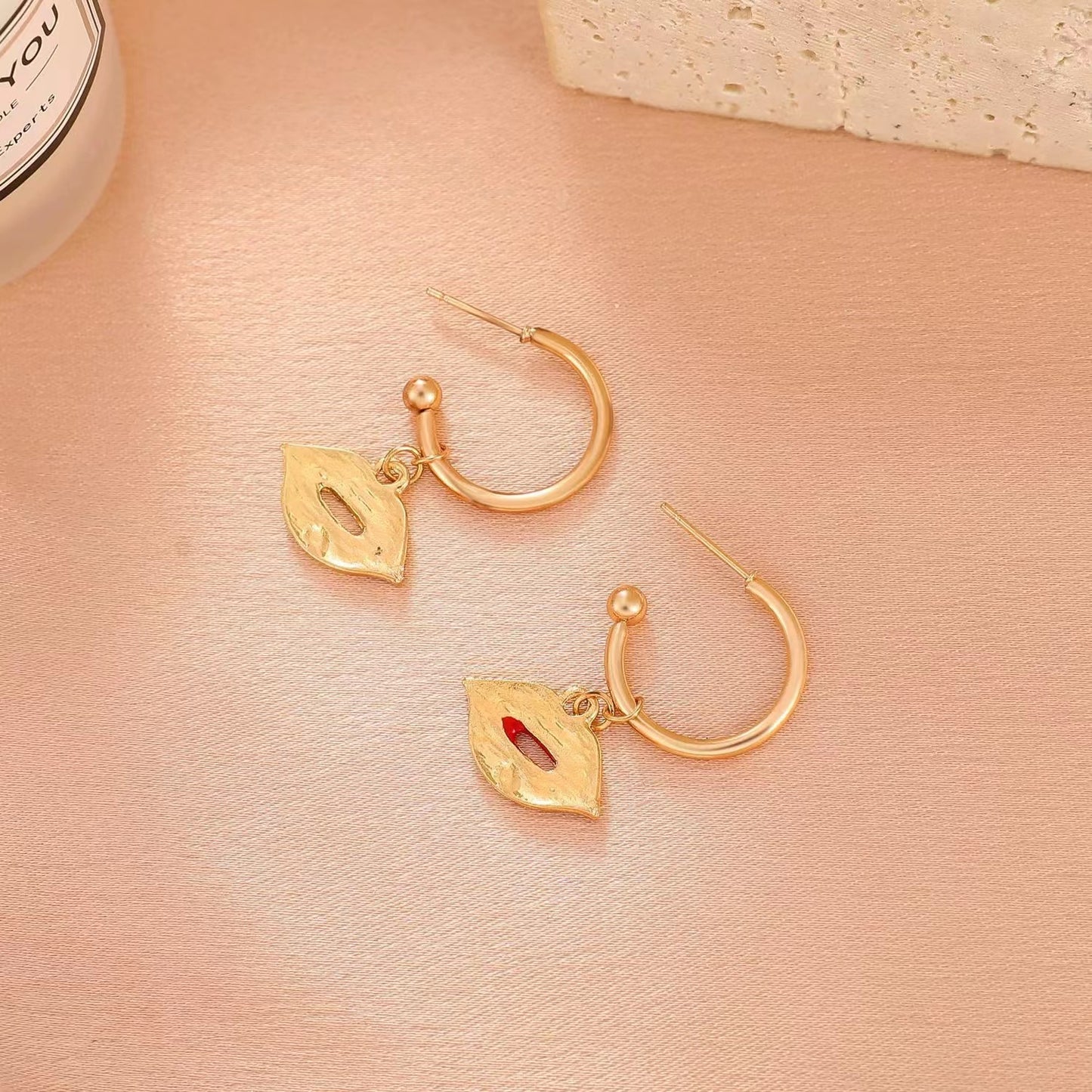 Red lip ladies earrings