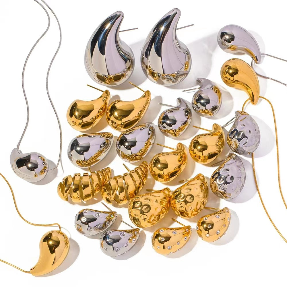 Drop shape unique design of earrings