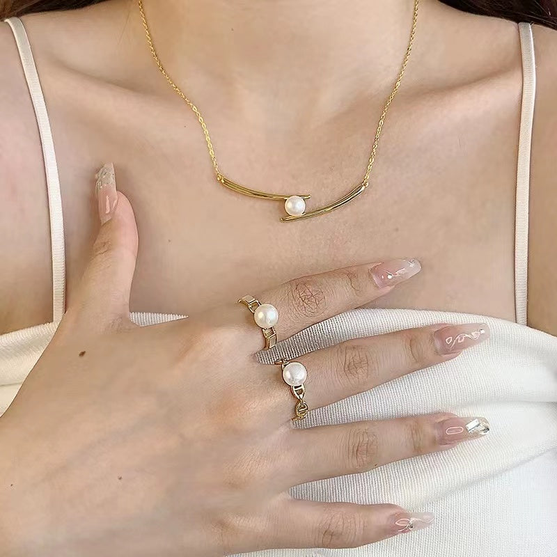 Pearl ladies rings