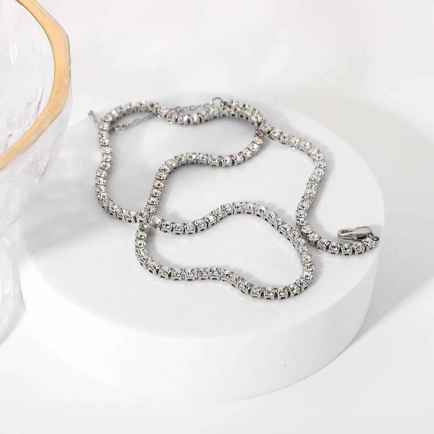 Cubic zirconia baguette collar necklace