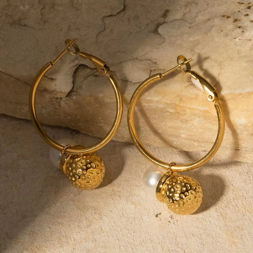 18K Gold Freshwater Pearl huggie earrings