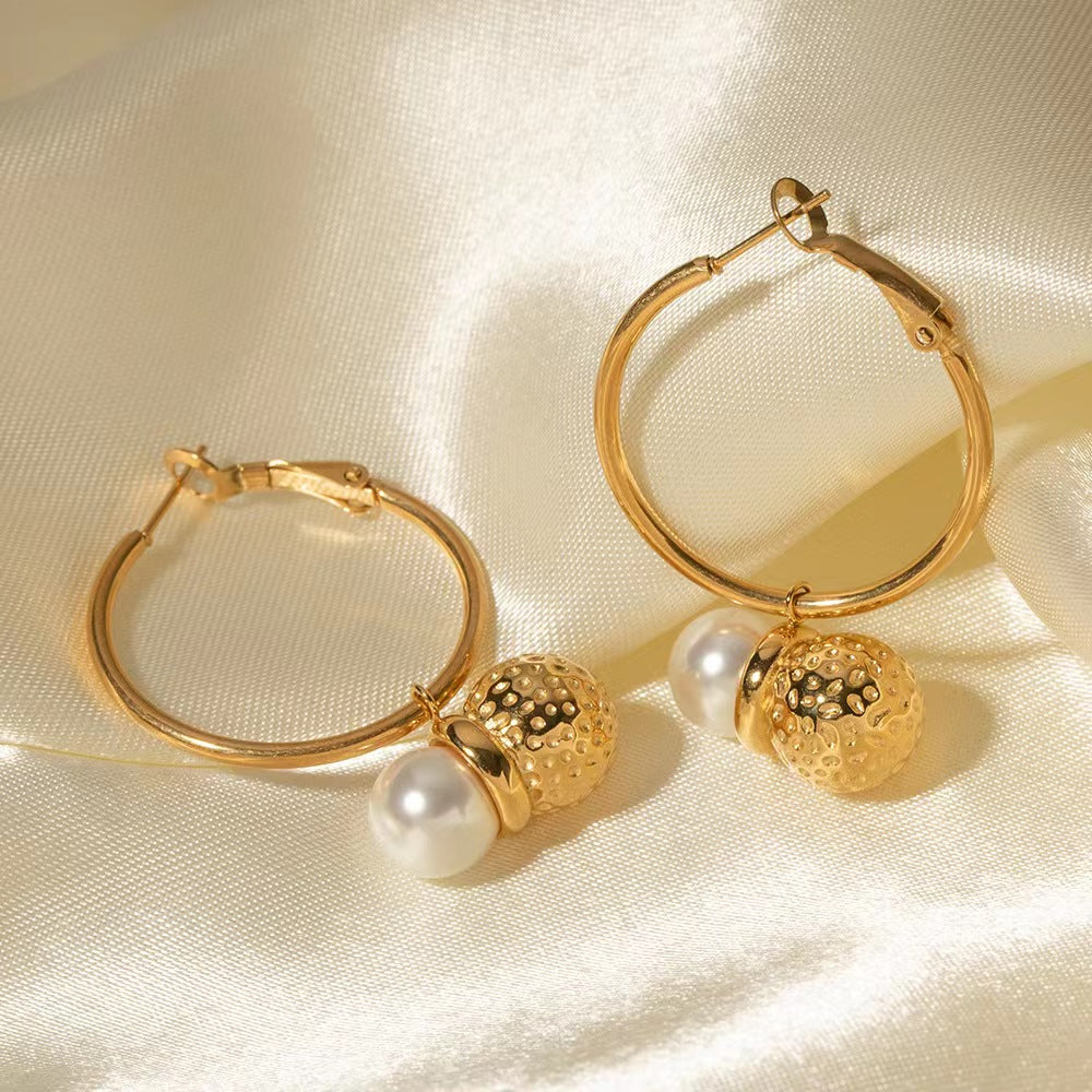 18K Gold Freshwater Pearl huggie earrings