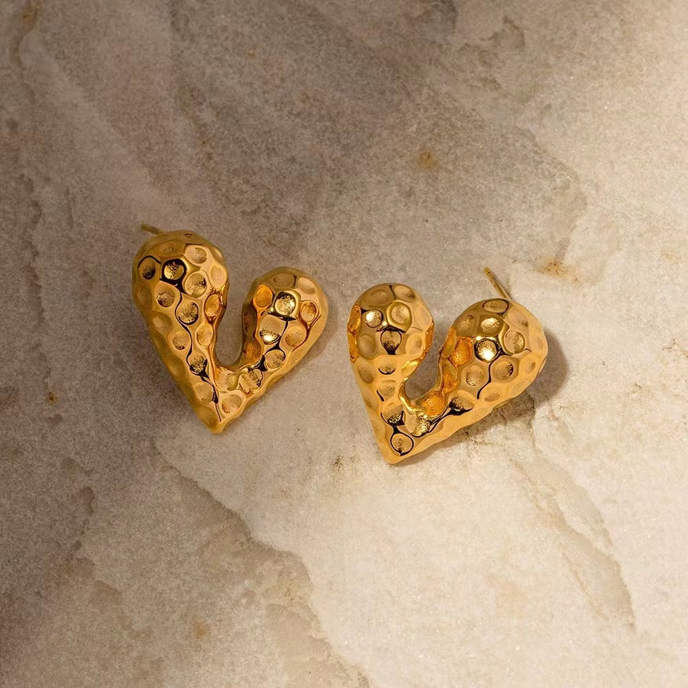 18K Gold heart shape earrings