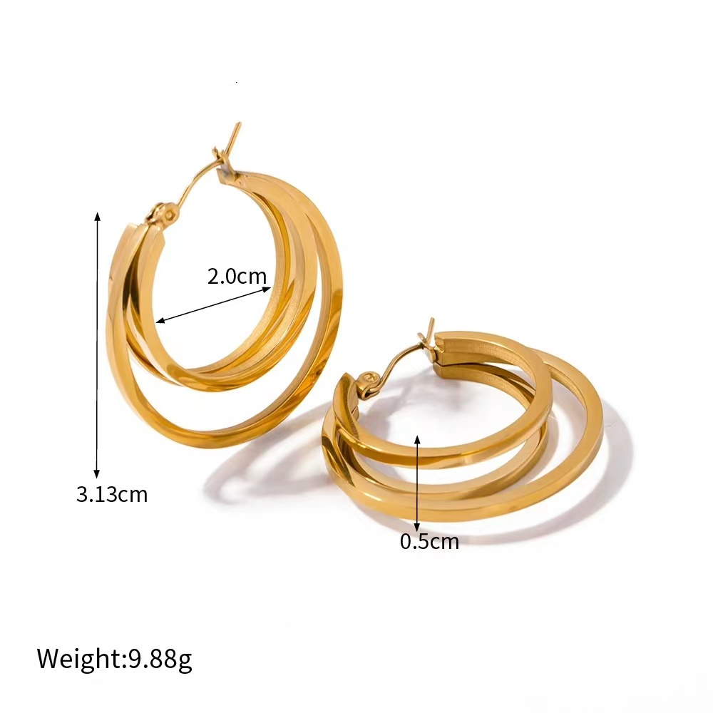 18KT Gold two circular hoop earrings.