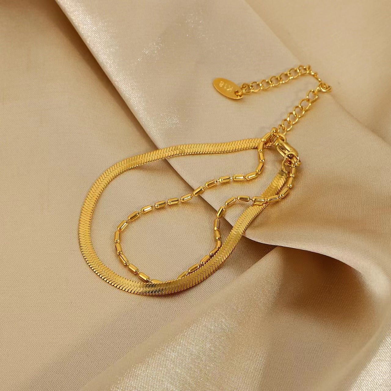 18K Gold chic 2 layers of chain bracelet
