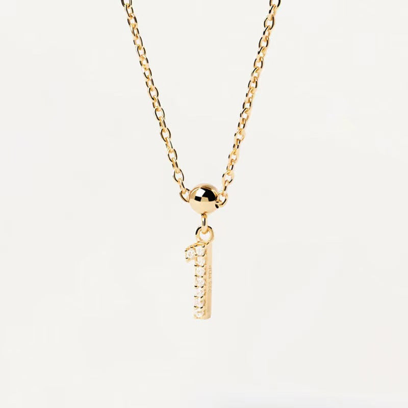 The figure with CZ of entry luxury necklace and bracelet sets