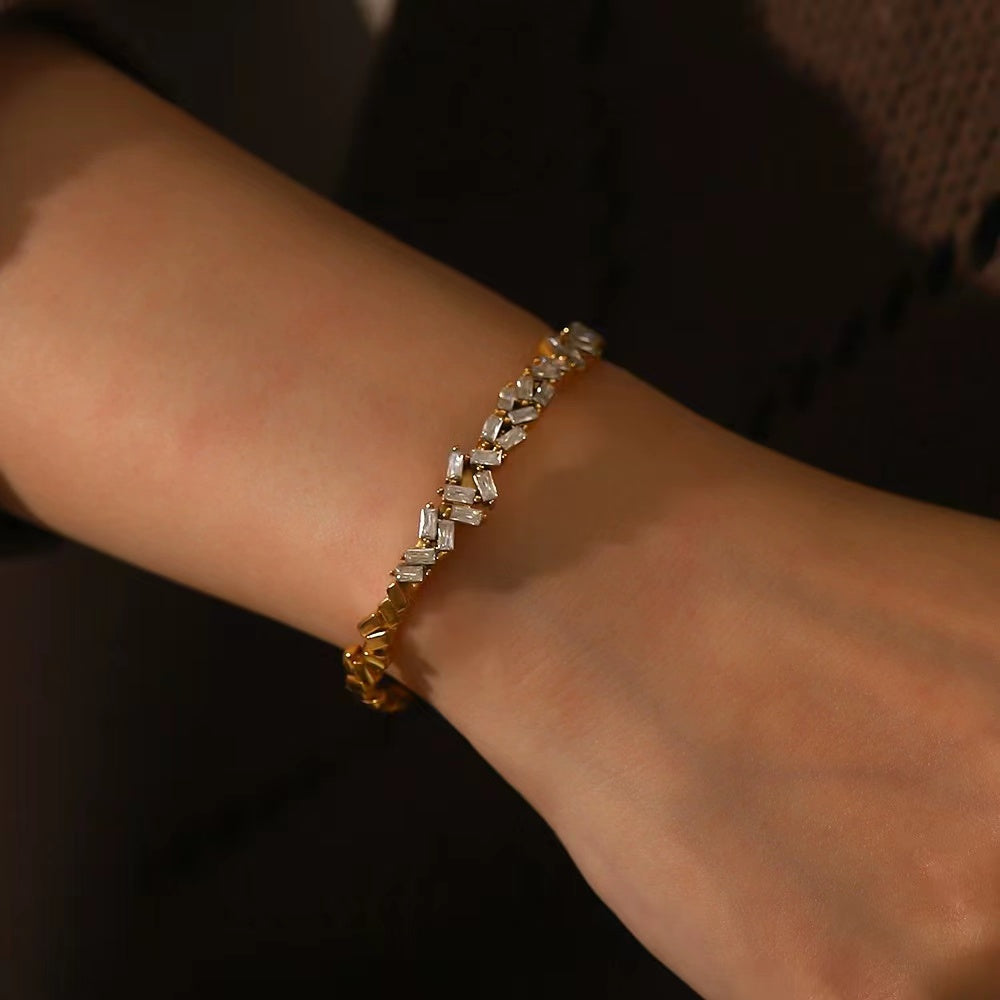 Creative design bracelet