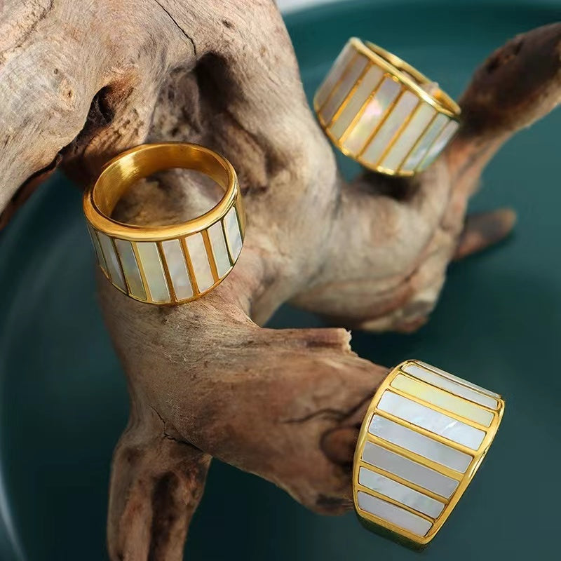 Special design 18k gold plating+shell ladies rings
