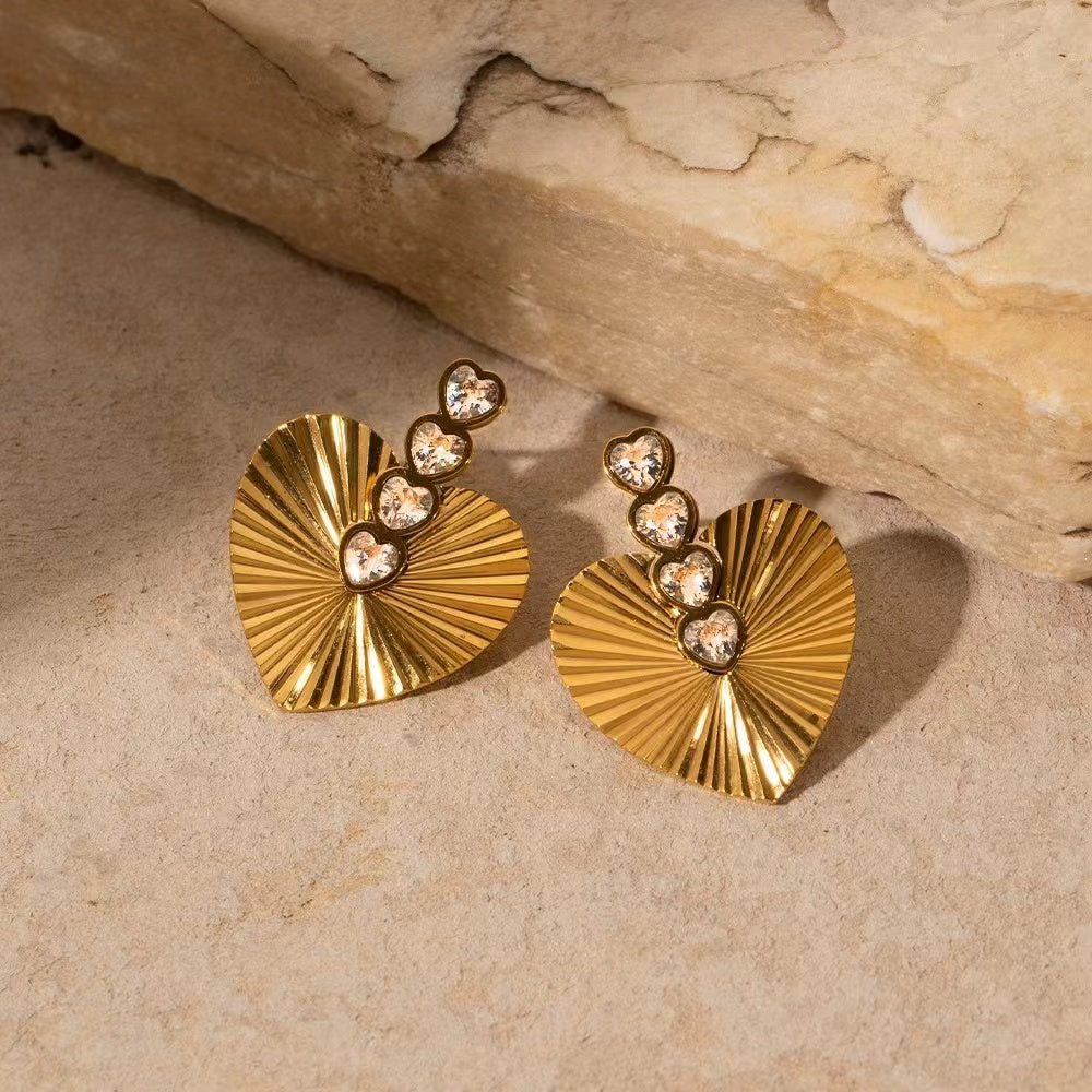 18k gold plating heart shape ladies earrings