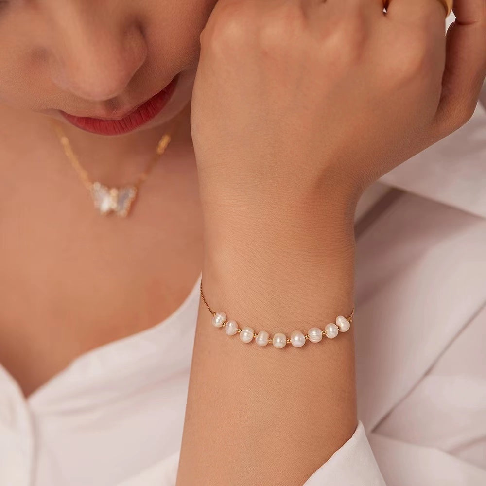 18k gold plating + pearls bracelet