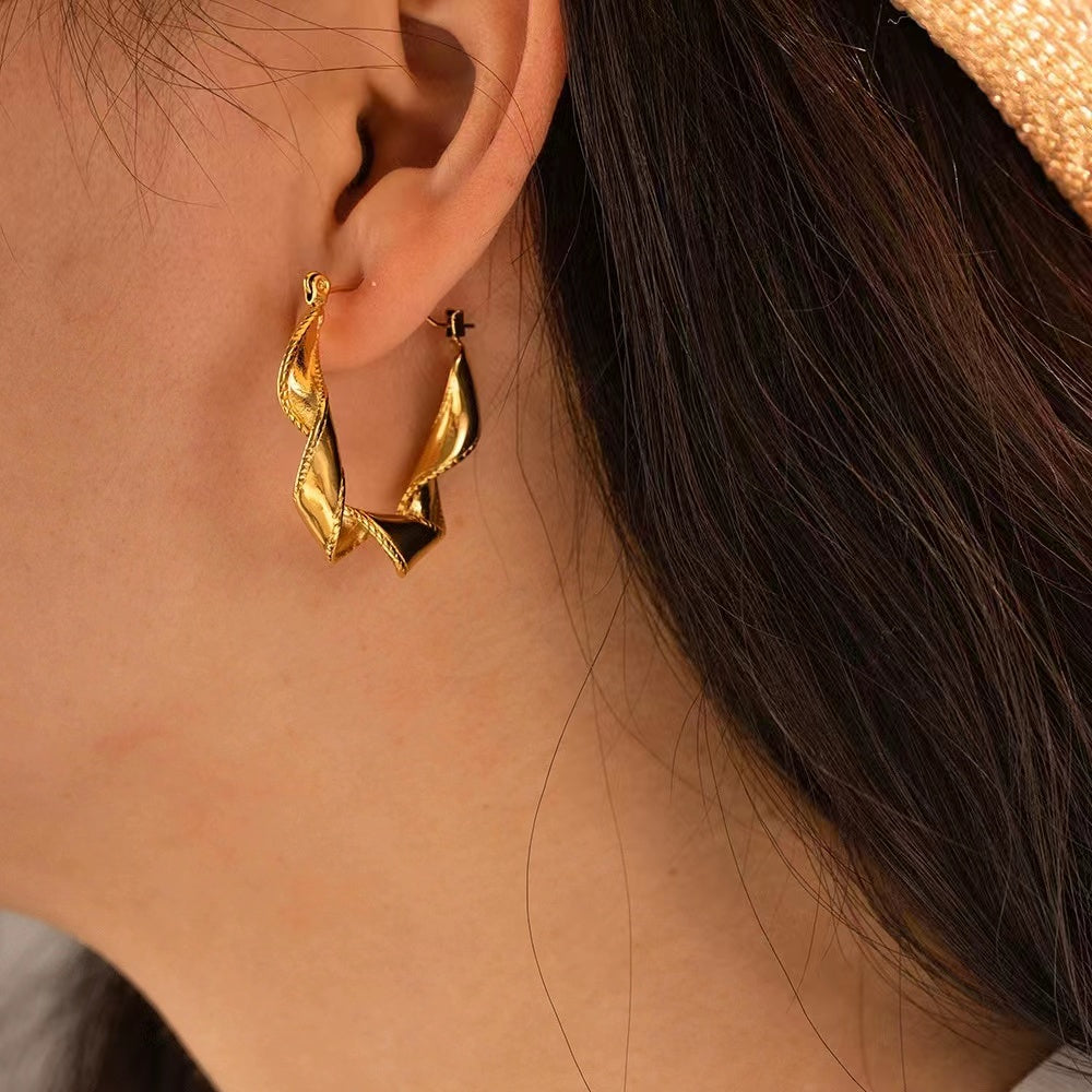 18k gold plating cable shape of earrings