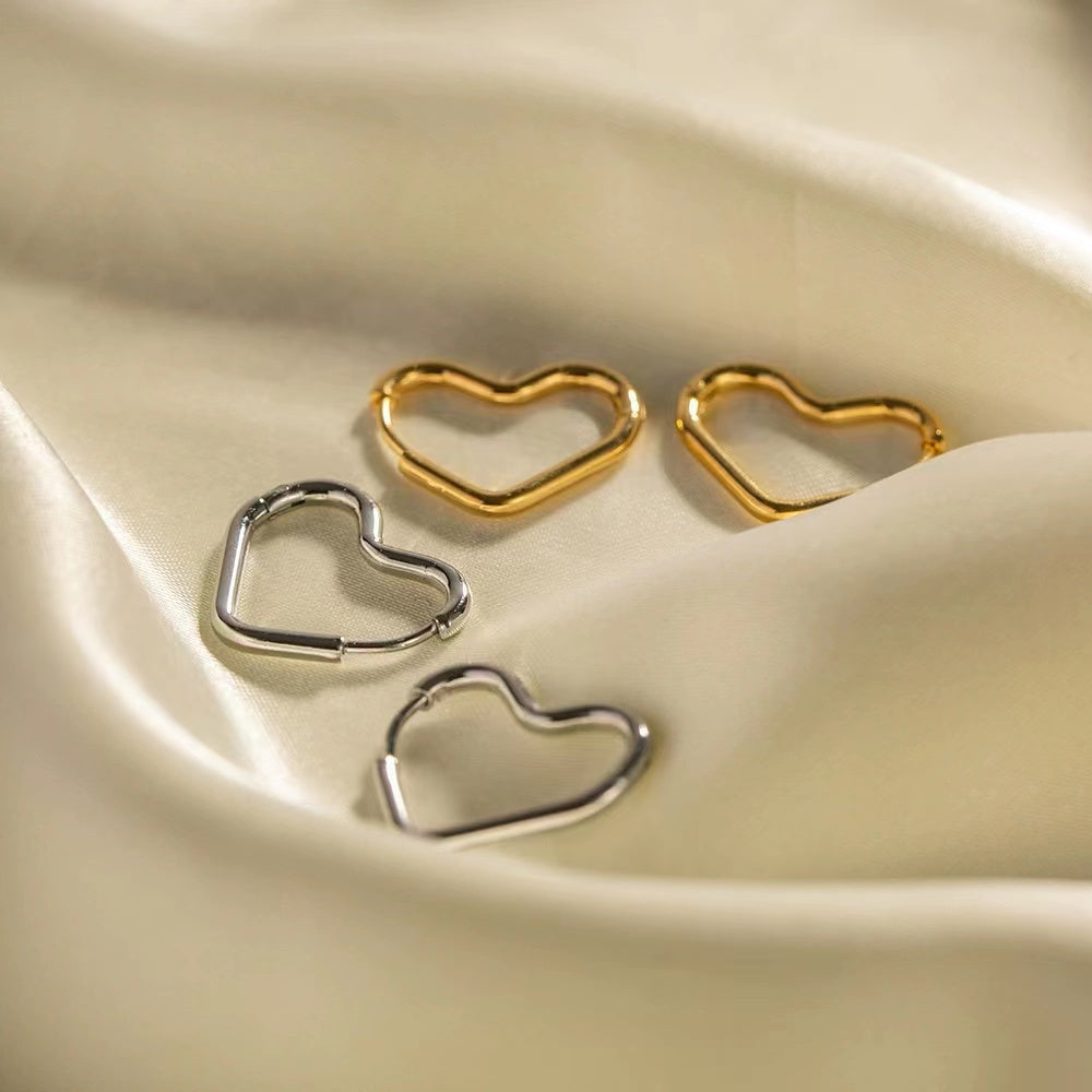 18K Gold or Rhodium plating heart outline earrings