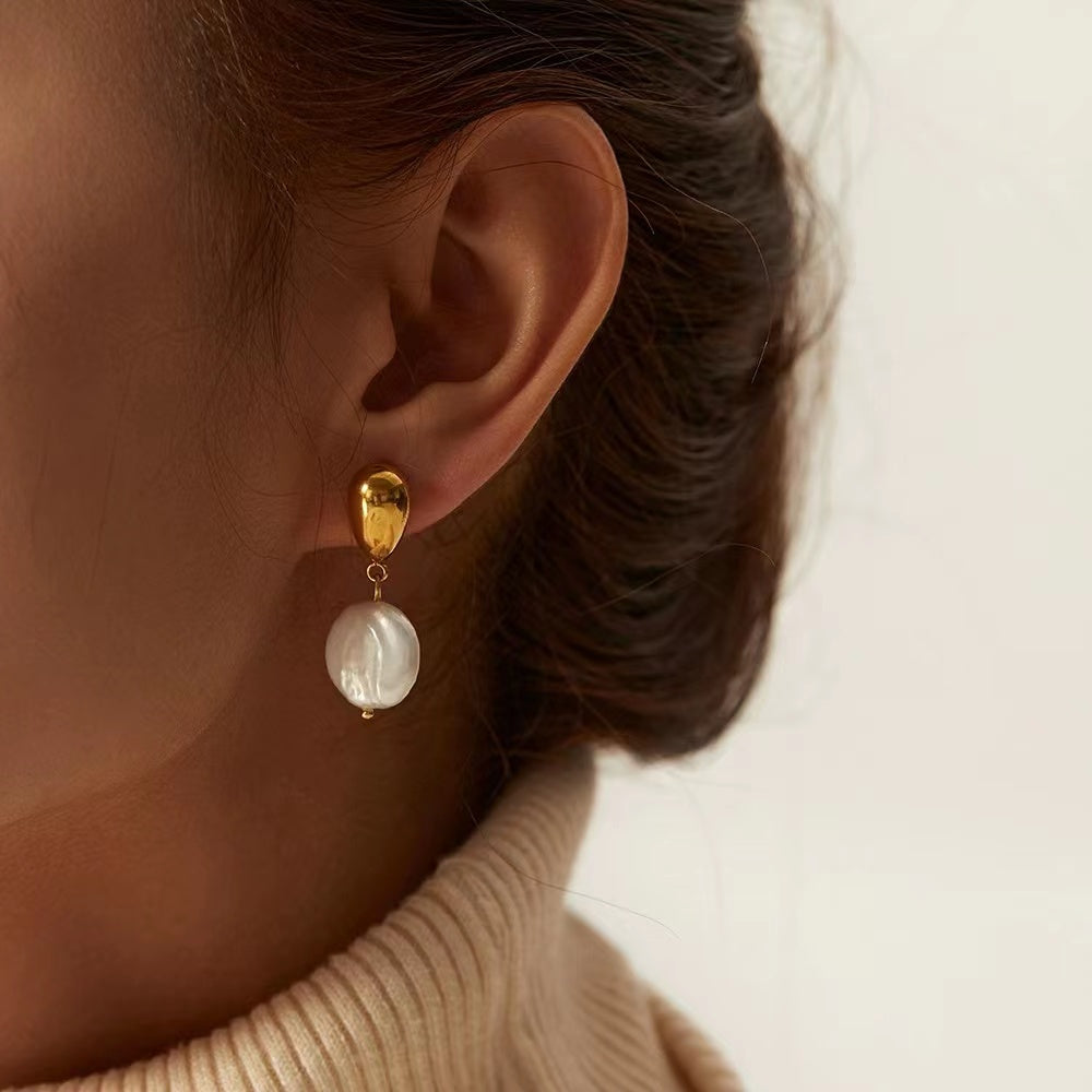 18K Gold plating +shell classic earrings