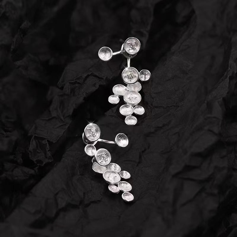 Niche star stud earrings with S925 sterling silver quality