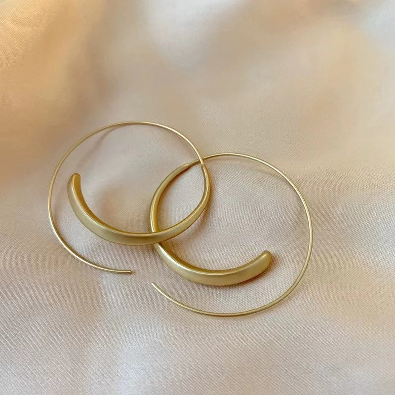 18k Gold simple and cool styles of earrings