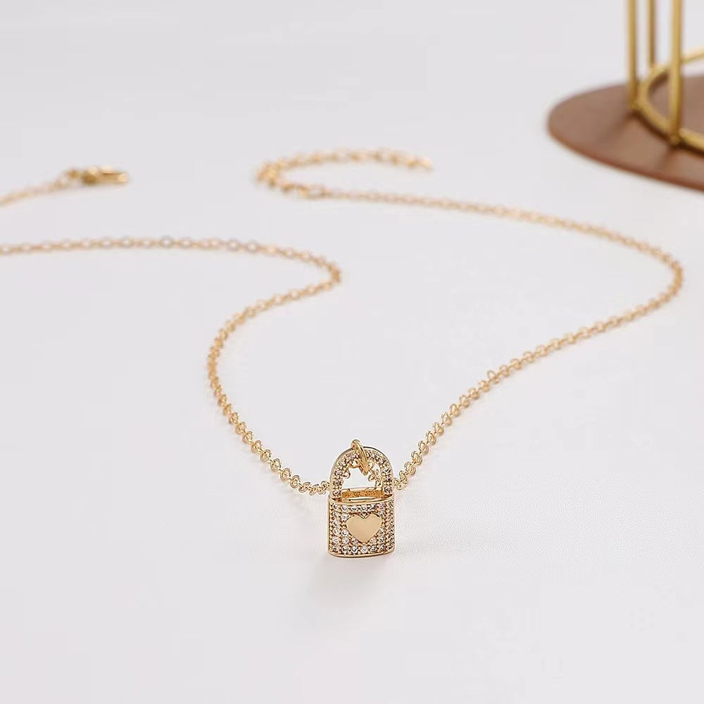 Zircon heart lock ladies necklace