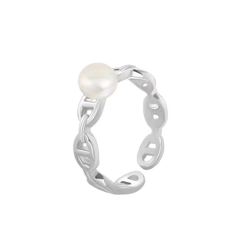 Pearl ladies rings