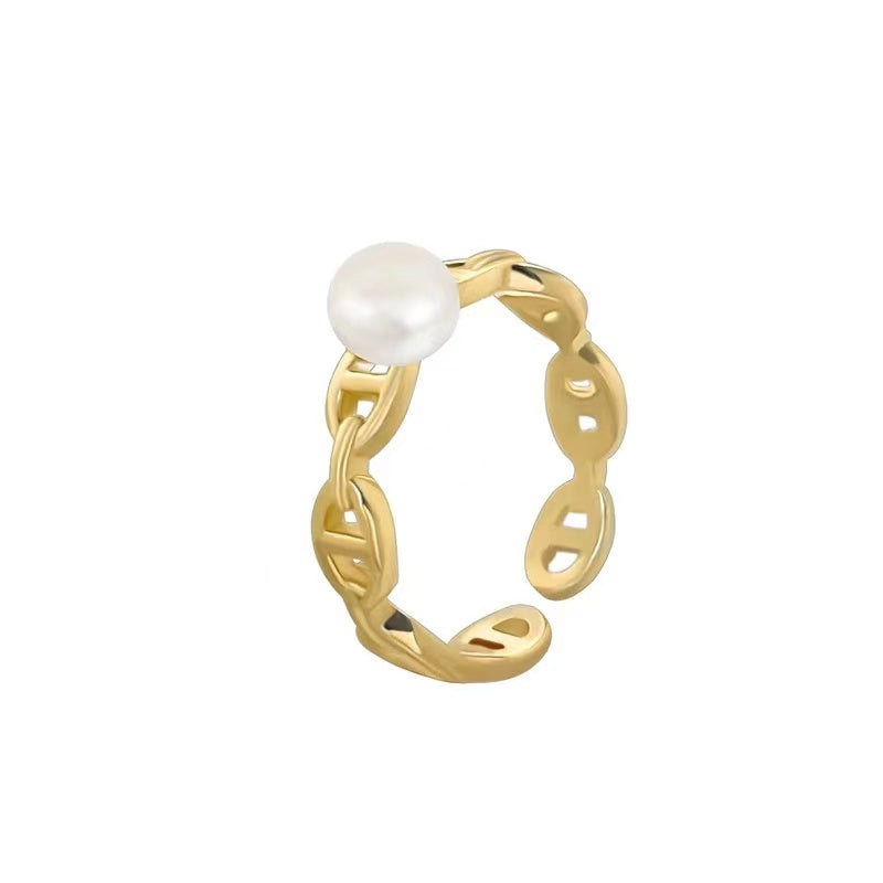 Pearl ladies rings