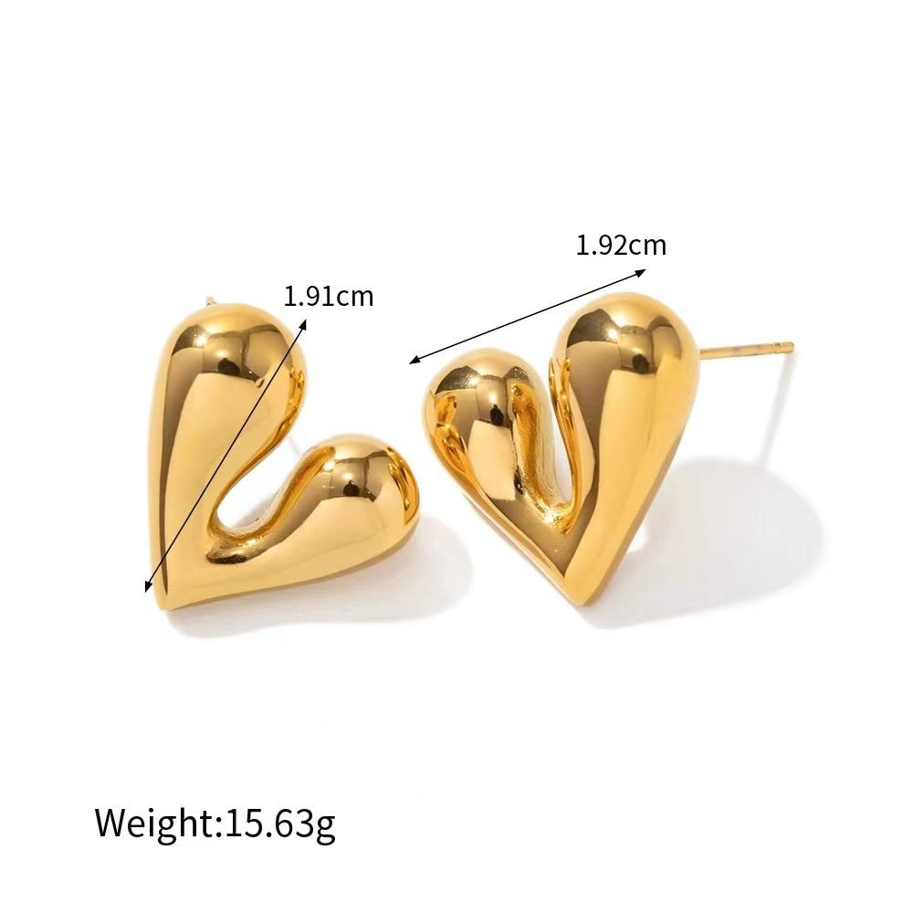 18K Gold heart shape earrings
