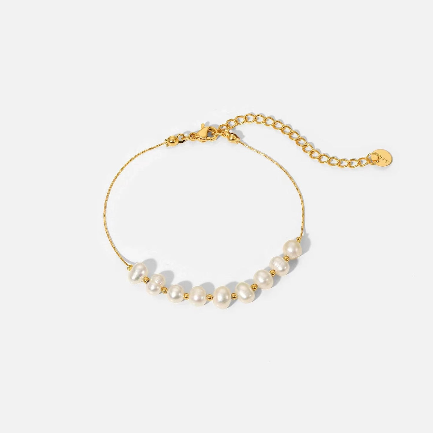 18k gold plating + pearls bracelet