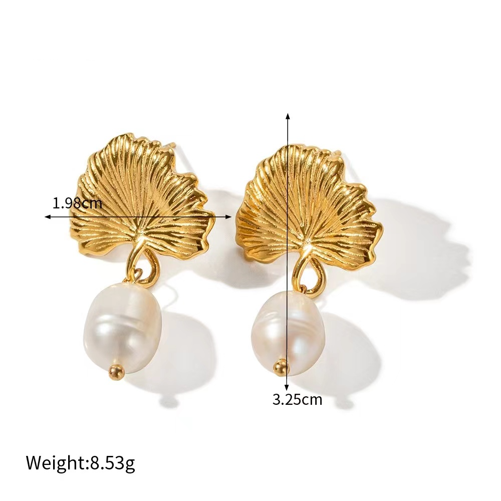 The Gingkgo shape necklace and earrings sets