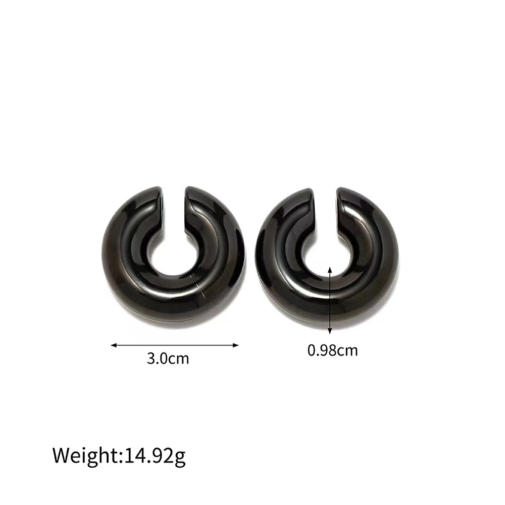 Hollow half round fashion earrings
