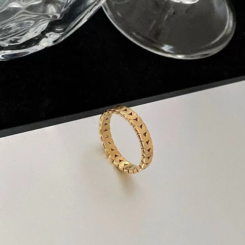 Ins entry luxury ring