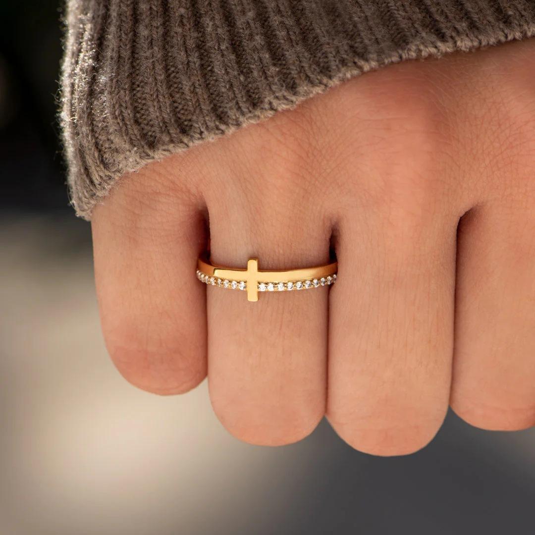 2026 New Arrival Women's 18K PVD Gold-Plated Cross CZ Ring, Hypoallergenic Non-Tarnish Stackable Stainless Steel Band, Religious Daily Fashion Jewelry