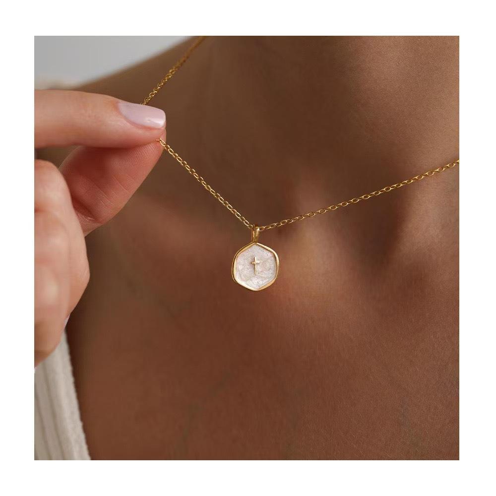 Women's Gold-Tone Stainless Steel Cross Pendant Necklace - Dainty Enamel Oil-Drip Round Disc, Simple Chain & Link Casual Female Costume Jewelry, Minimalist Daily Wear Accessory