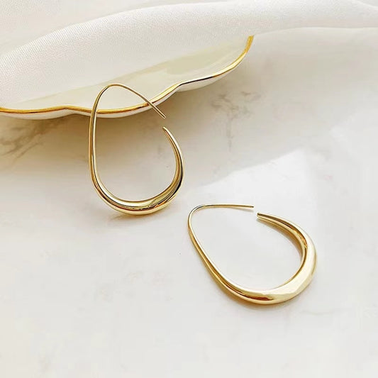 18k Gold simple and  cool styles of earrings