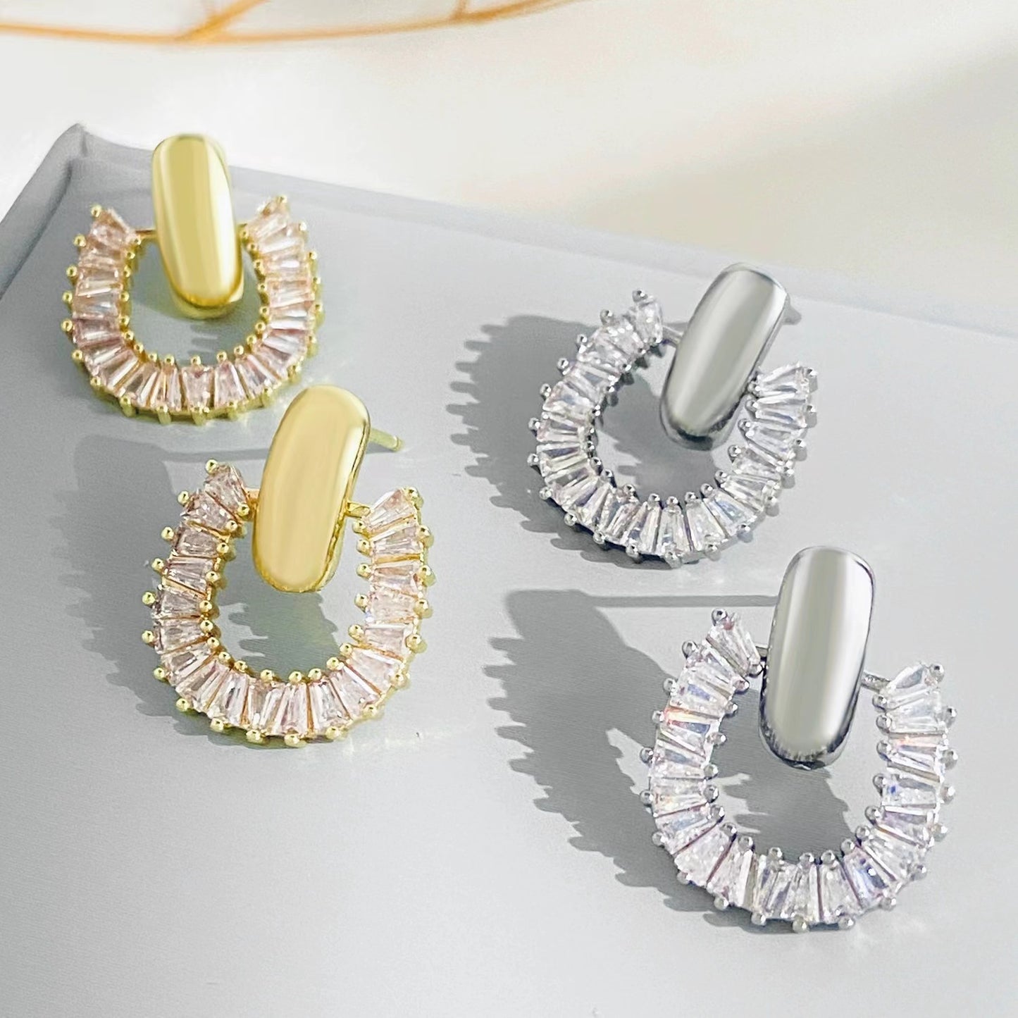 French entry luxury zircon loop ladies earrings