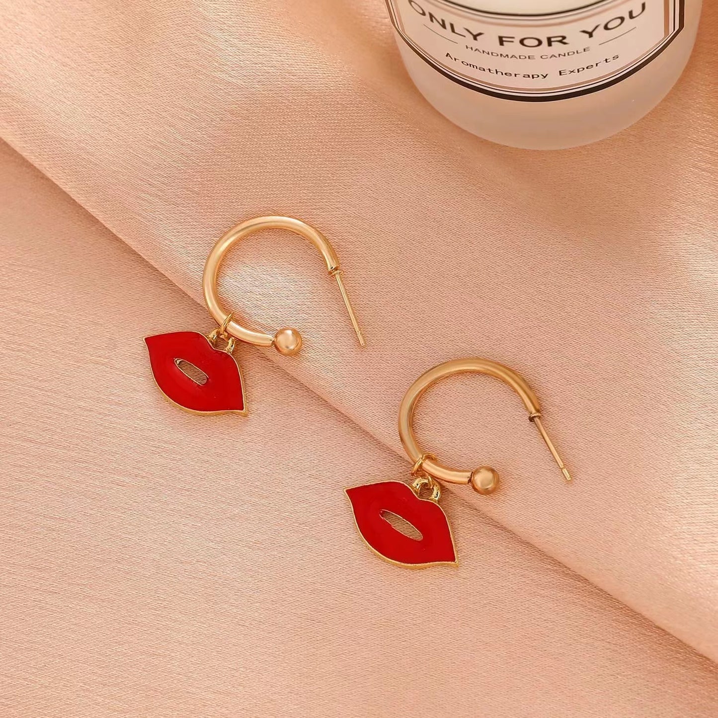 Red lip ladies earrings