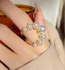 Creative pearls ladies rings