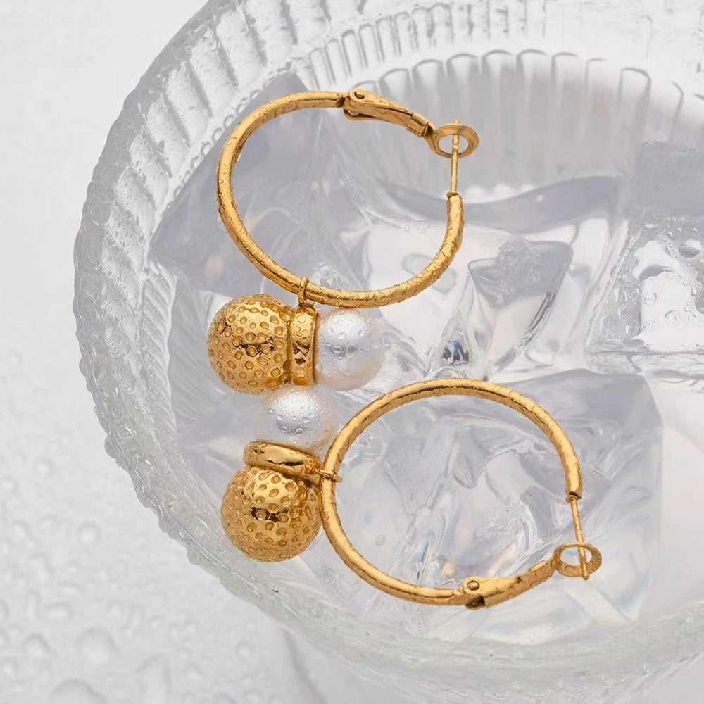 18K Gold Freshwater Pearl huggie earrings