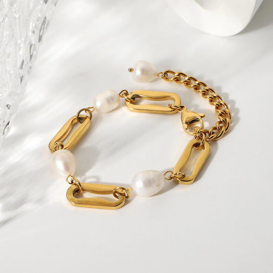 18K Gold plating chains bracelet with freshwater pearls.