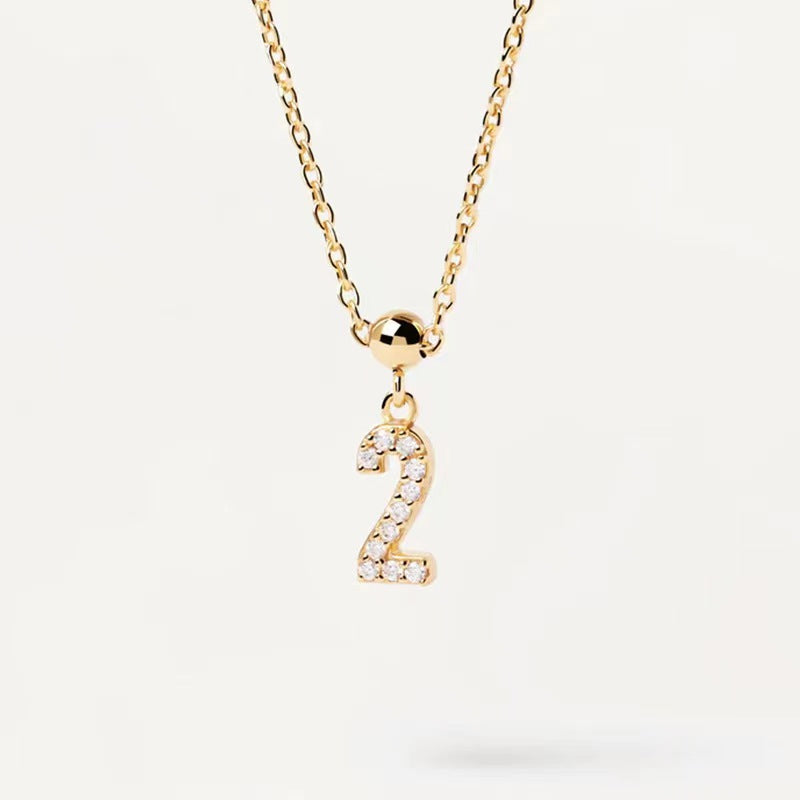 The figure with CZ of  entry luxury necklace and bracelet sets