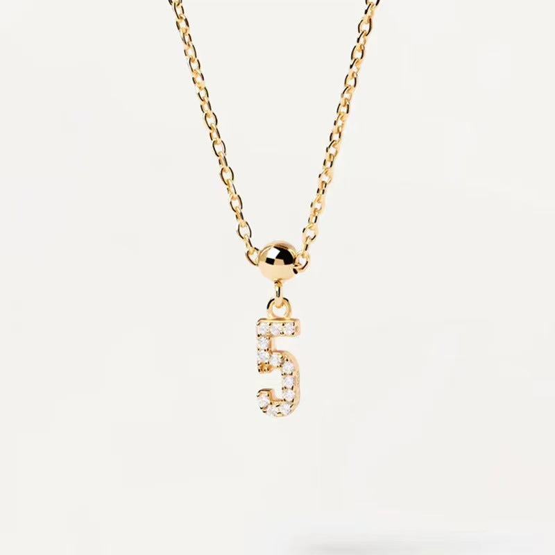 The figure with CZ of  entry luxury necklace and bracelet sets