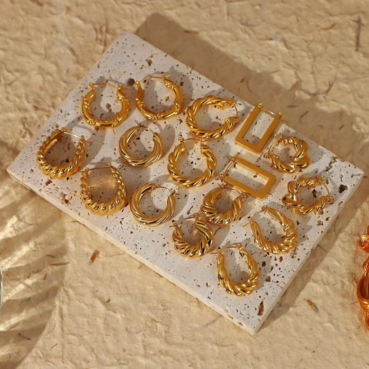 18k gold Creative design of ladies earrings