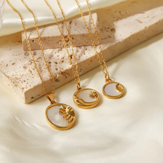 18k plating gold with pave Shell Necklace  oval Sunm or Moon or face pendant necklace