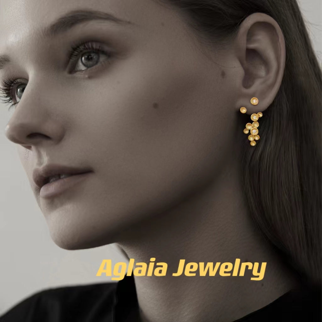 Niche star stud earrings with S925 sterling silver quality