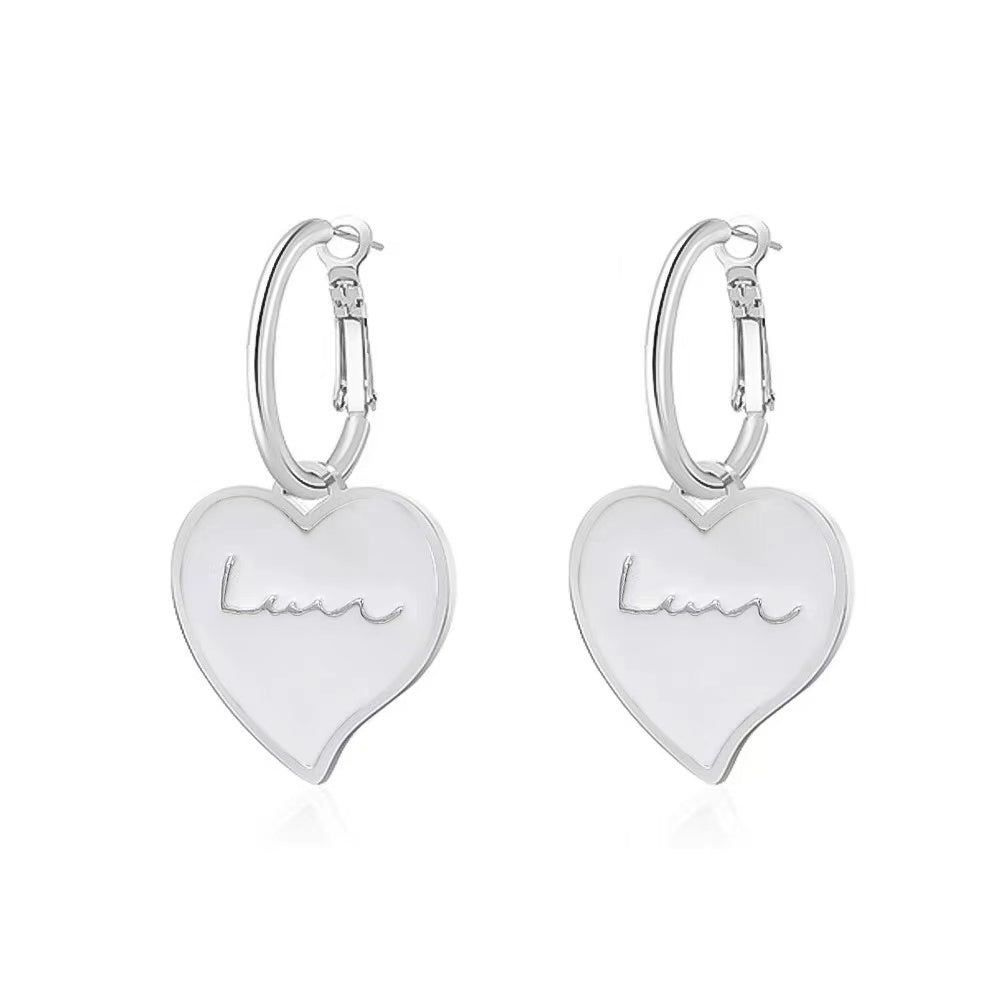 Heart shape ladies earrings