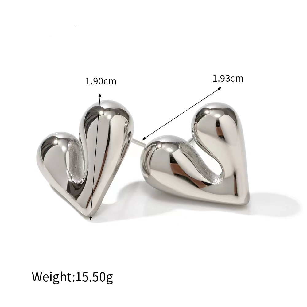 18K Gold heart shape earrings