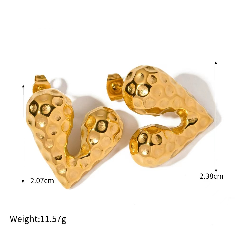 18K Gold heart shape earrings